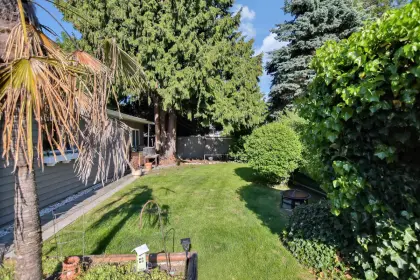 1558 Kerfoot Road, White Rock, BC, White rock — Single Family Residence for sale