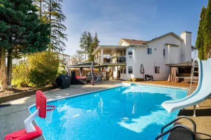 8969 160a Street, Surrey, BC, Surrey — Single Family Residence for sale