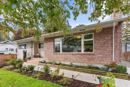 4357 Cypress Street, Yarrow, BC, Yarrow — Single Family Residence for sale