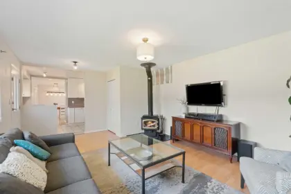 21017 Stonehouse Avenue, Maple Ridge, BC, Maple ridge — Single Family Residence for sale