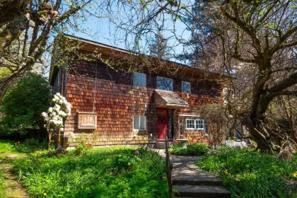 1130 Lenora Road, Bowen Island, BC, Bowen island — Single Family Residence for sale