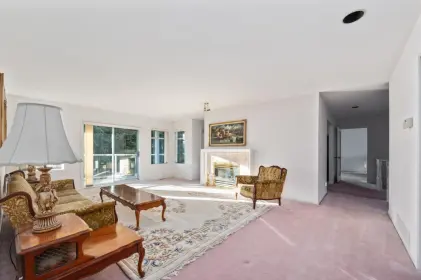 361 E Osborne Road, North Vancouver, BC, North vancouver — Single Family Residence for sale