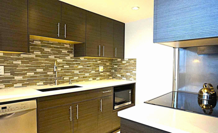 Kitchen Island Photo of 905 1238 Seymour Street, Vancouver, BC