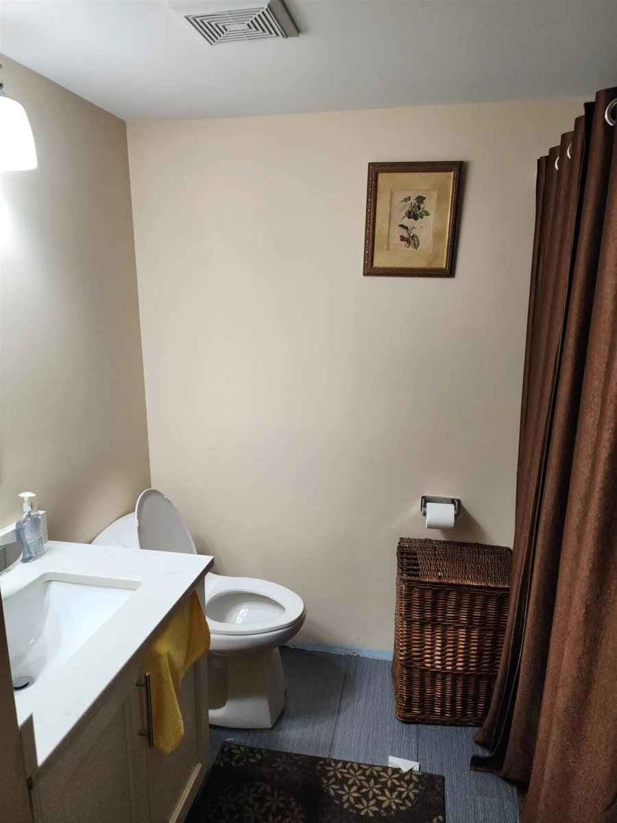 Dining Area Photo of 13464 69 Avenue, Surrey, BC