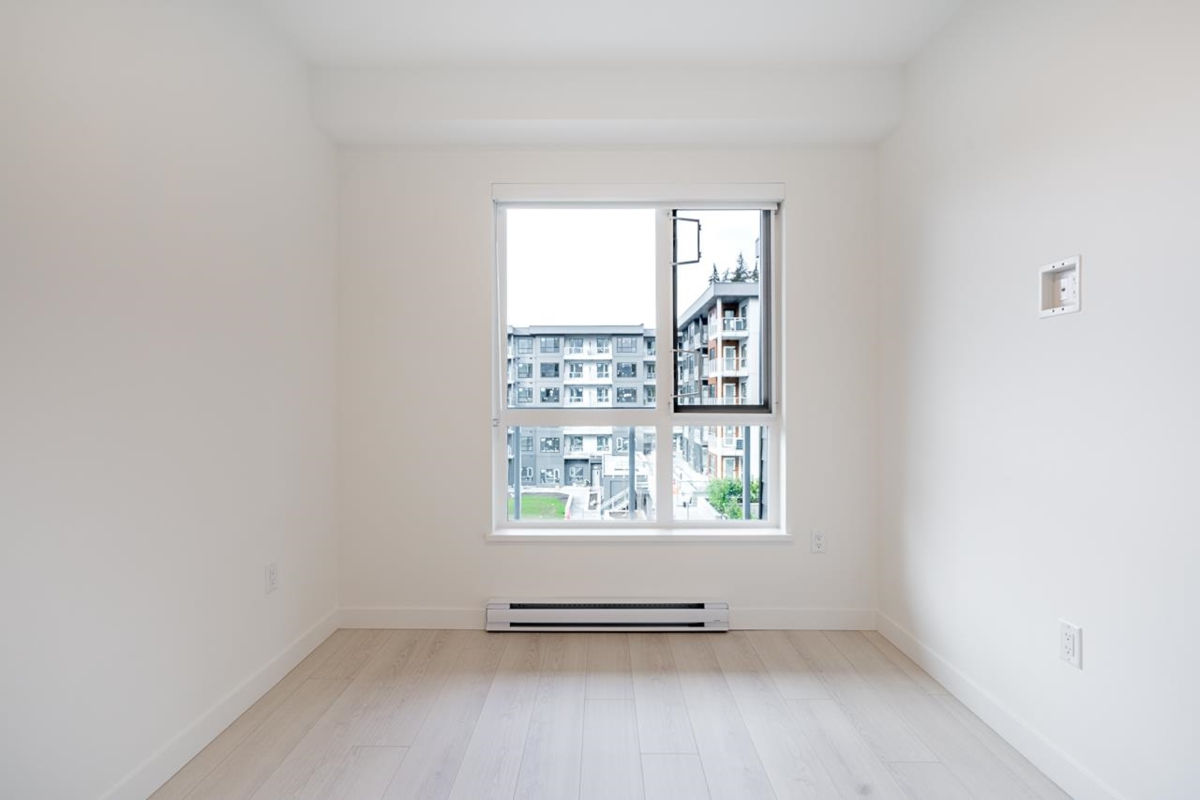 Basement Recreation Room Photo of 403 3596 Malsum Drive, North Vancouver, BC