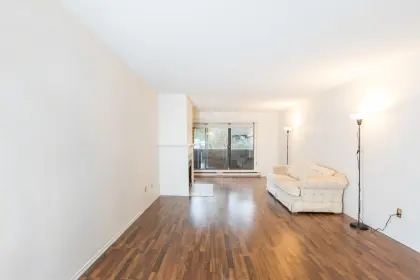 107 7300 Moffatt Road, Richmond, BC, Richmond — Apartment/Condo for sale