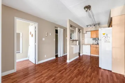 201 36 E 14th Avenue, Vancouver, BC, Vancouver — Apartment/Condo for sale