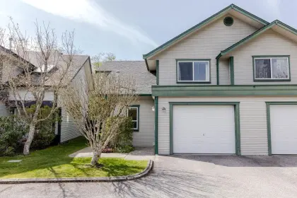 110 5711 Ebbtide Street, Sechelt, BC, Sechelt — Townhouse for sale
