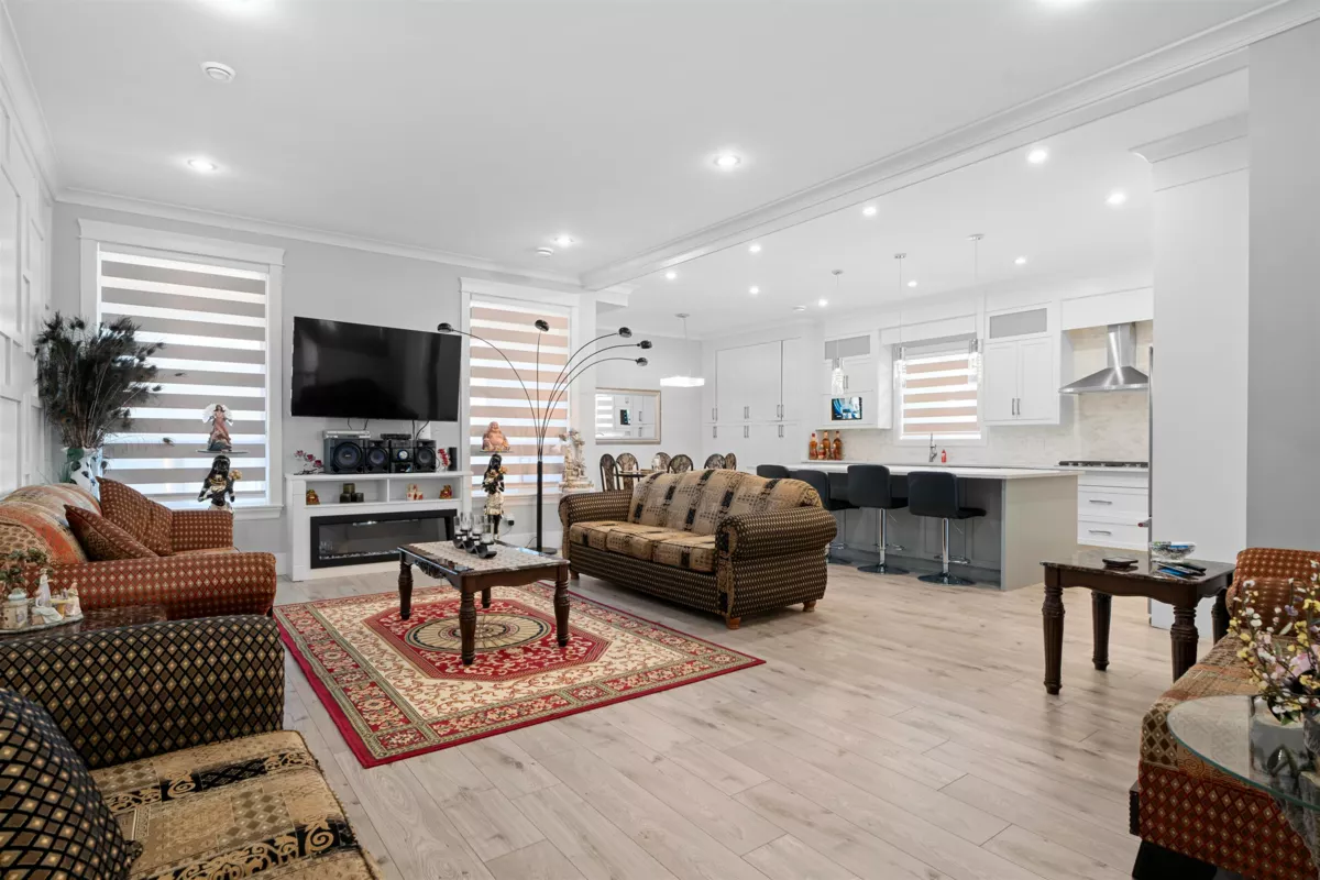 Breakfast Nook Photo of 7615 148 Street, Surrey, BC