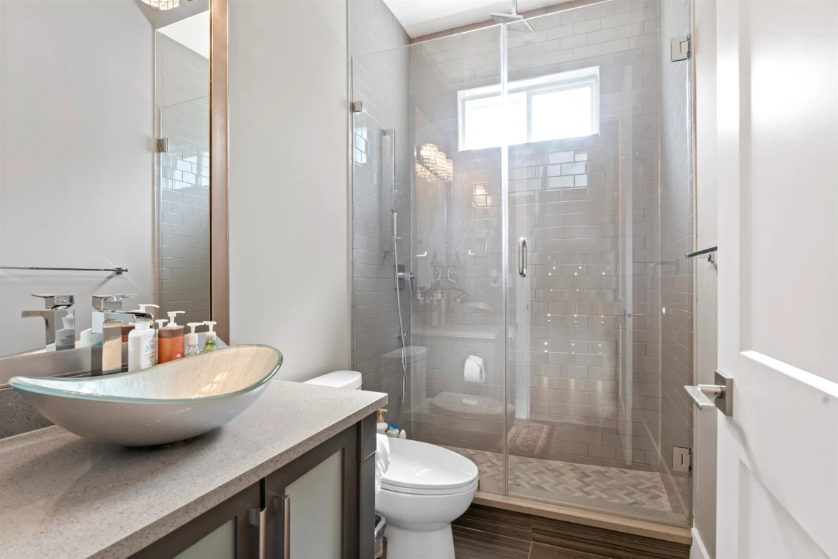 Mudroom Photo of 7615 148 Street, Surrey, BC