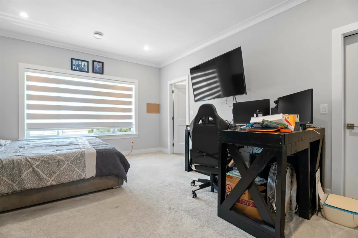 Outdoor Patio Photo of 7615 148 Street, Surrey, BC