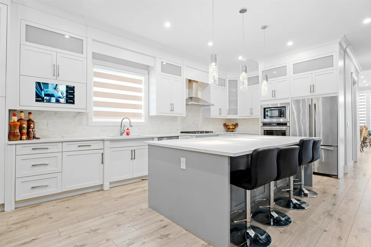 Primary Bathroom Photo of 7615 148 Street, Surrey, BC