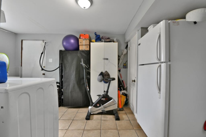 Hallway Photo of 2211 Beaver Street, Abbotsford, BC