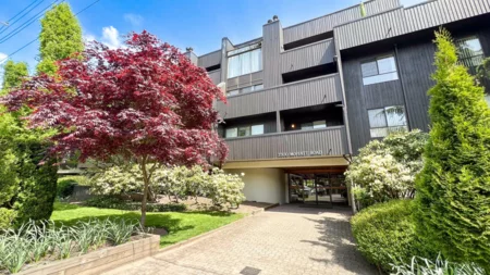 203 7300 Moffatt Road, Richmond, BC, Richmond — Apartment/Condo for sale