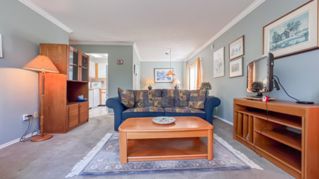 203 7300 Moffatt Road, Richmond, BC, Richmond — Apartment/Condo for sale