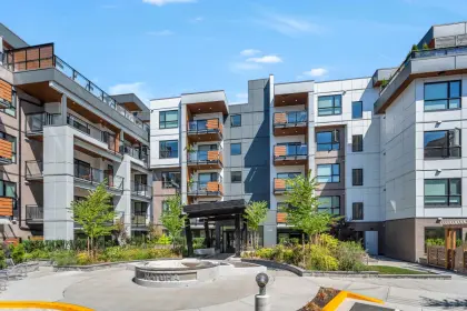 211 3182 Gladwin Road, Abbotsford, BC, Abbotsford — Apartment/Condo for sale