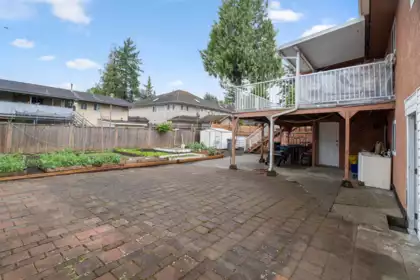 Swimming Pool Photo of 11776 86 Avenue, Delta, BC