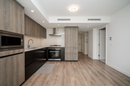 432 8133 Cook Road, Richmond, BC, Richmond — Apartment/Condo for sale