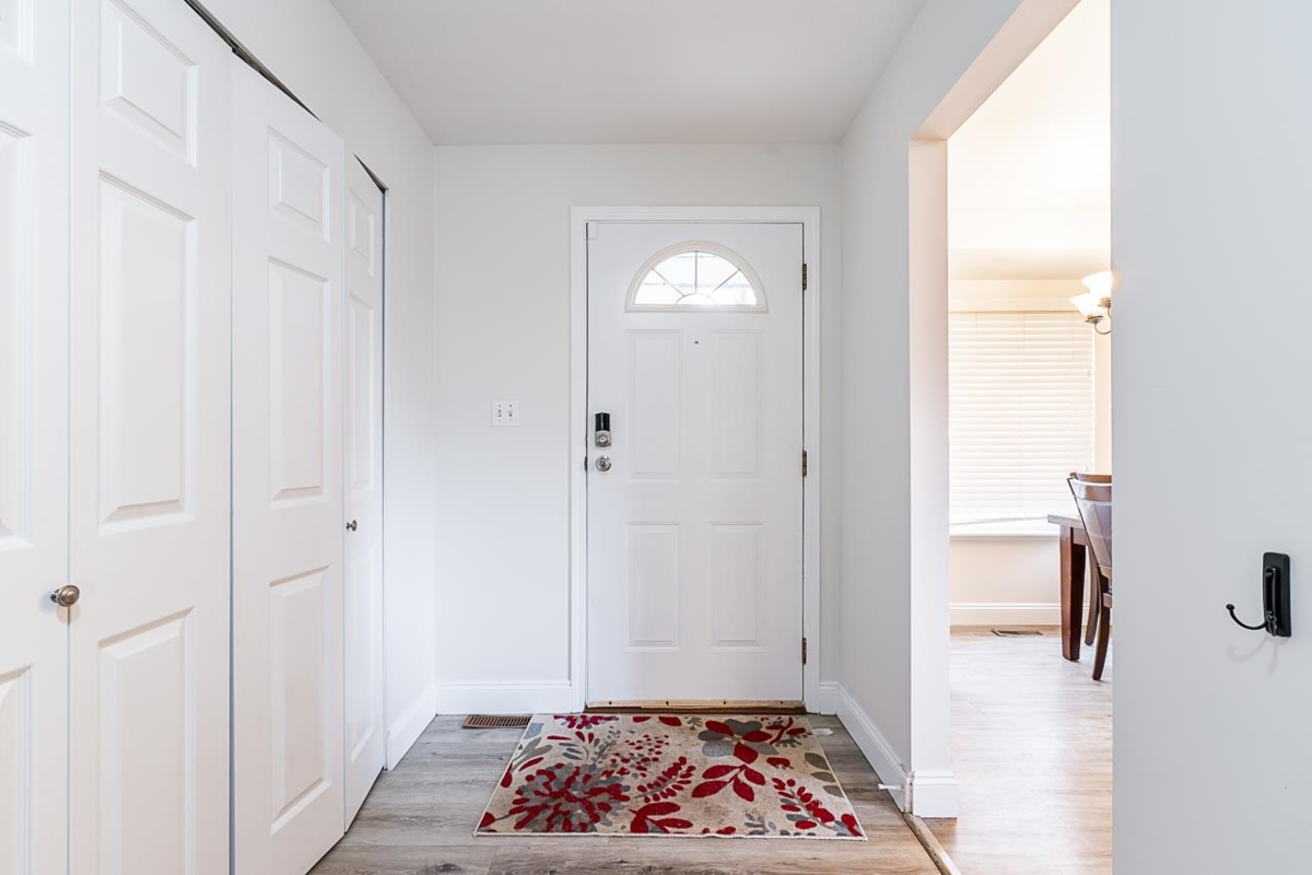 Family Room Photo of 29 34332 Maclure Road, Abbotsford, BC