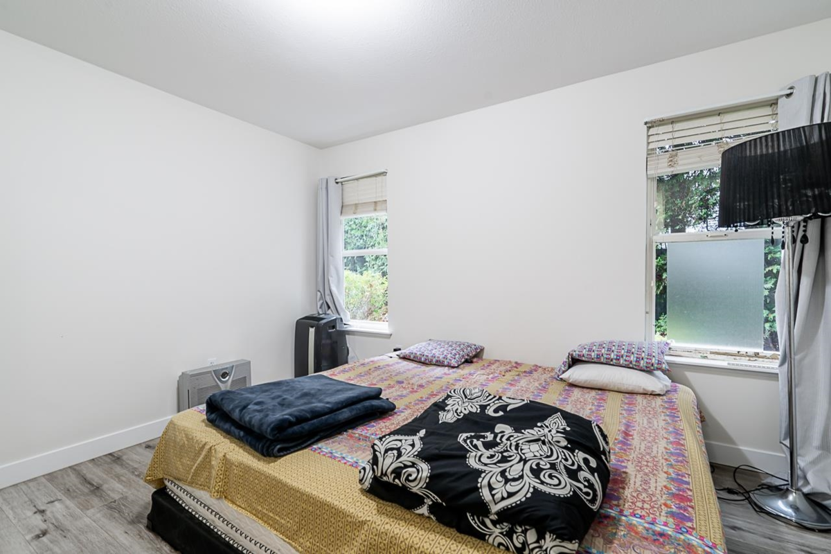 Guest Bathroom Photo of 29 34332 Maclure Road, Abbotsford, BC