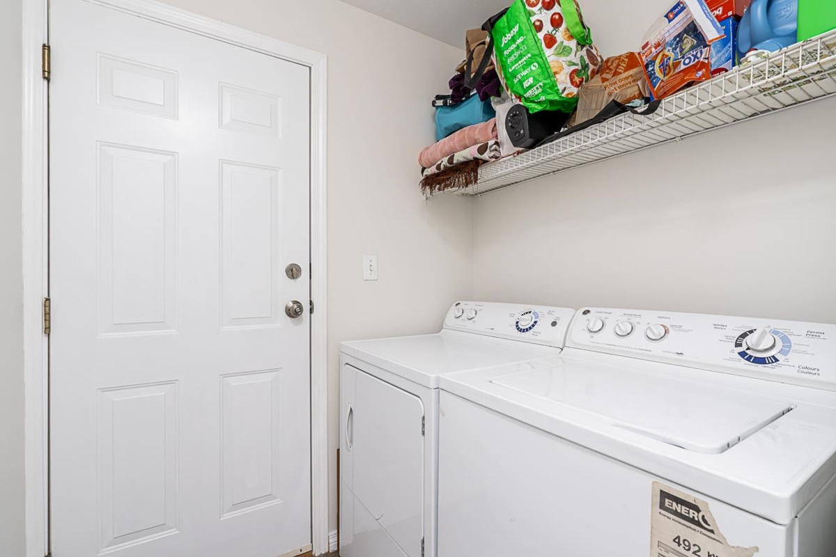 Laundry Room Photo of 29 34332 Maclure Road, Abbotsford, BC