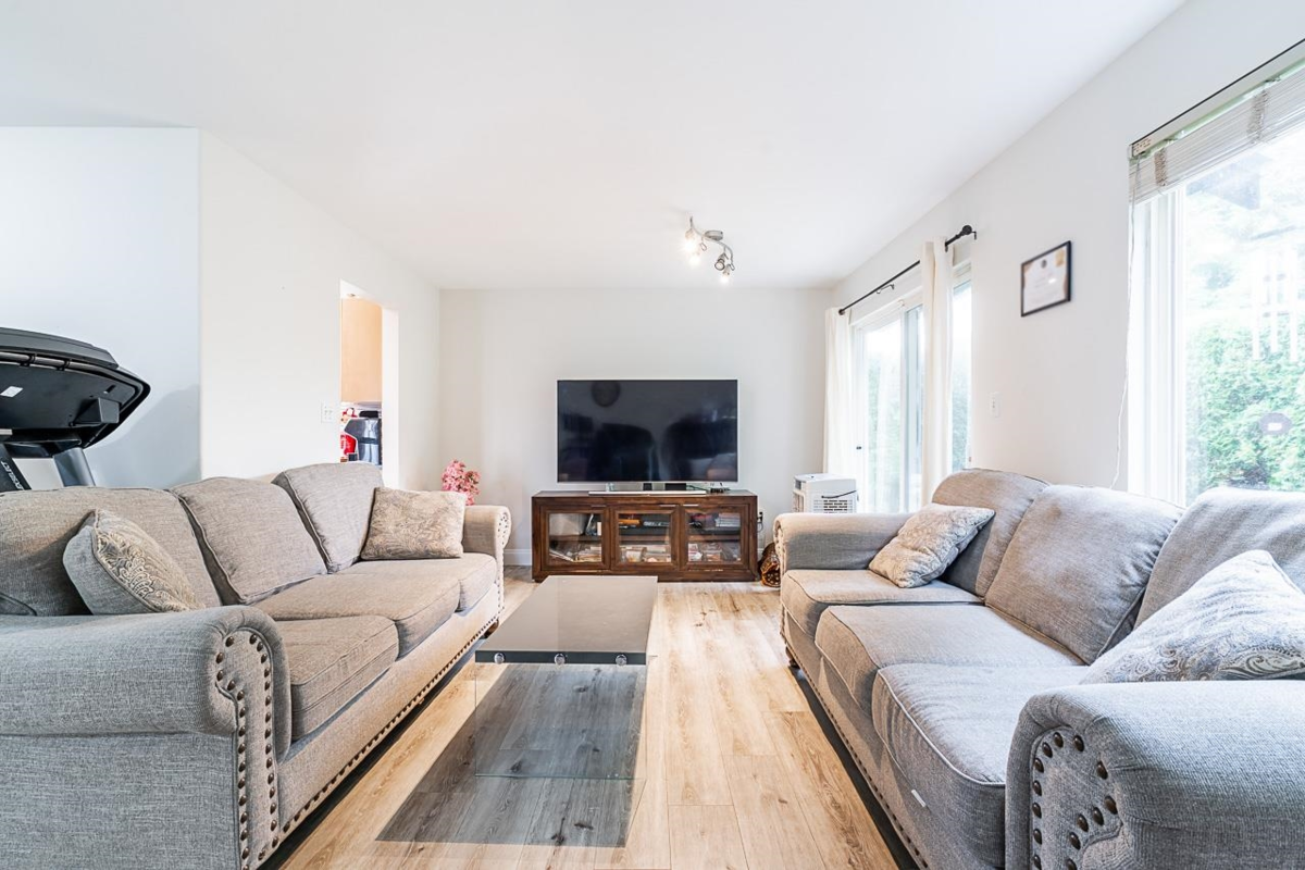 Primary Bedroom Photo of 29 34332 Maclure Road, Abbotsford, BC