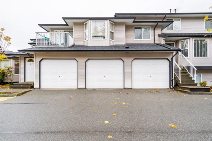 Living Room Photo of 29 34332 Maclure Road, Abbotsford, BC