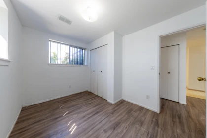 Hot Tub / Spa Photo of 7209 Elwell Street, Burnaby, BC