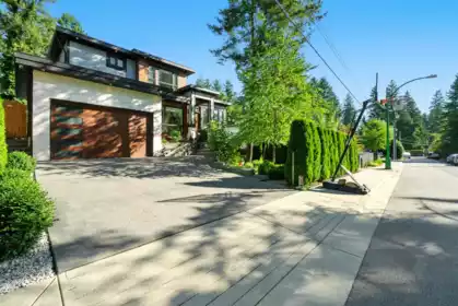 870 Browning Place, North Vancouver, BC, North Vancouver — Single Family Residence for sale