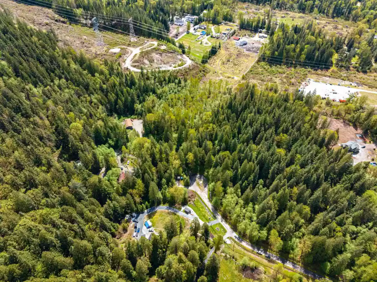 Entry Foyer Photo of 36225 Beyer Road, Mission, BC
