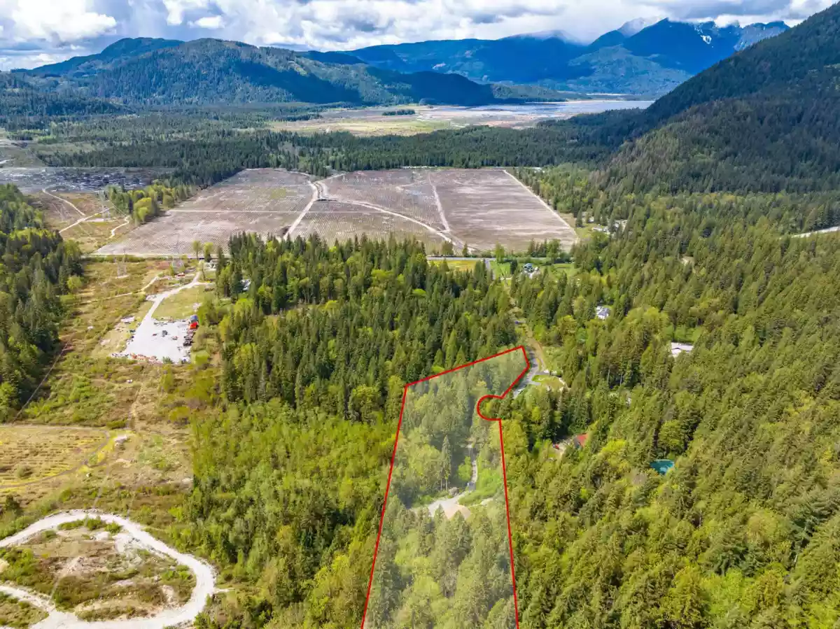 Pantry Photo of 36225 Beyer Road, Mission, BC