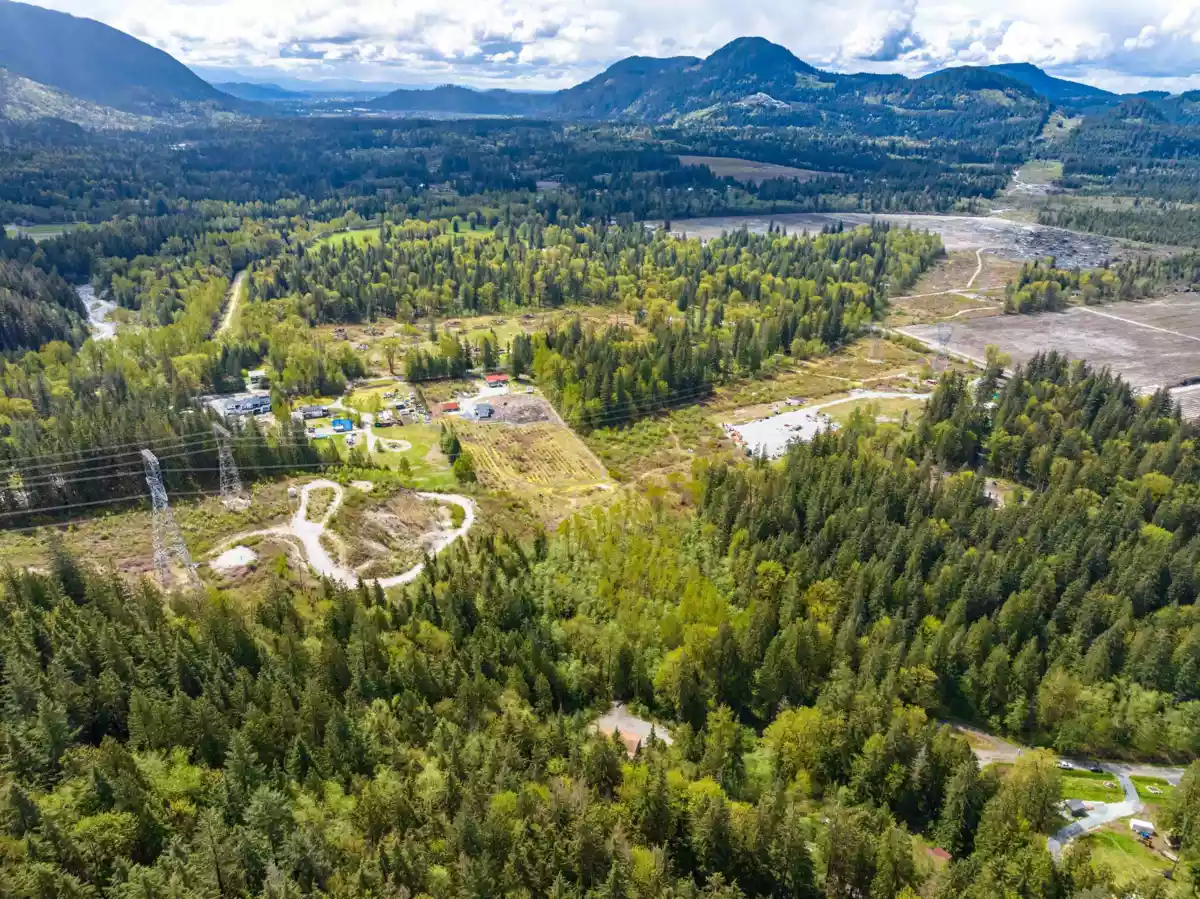 Primary Bathroom Photo of 36225 Beyer Road, Mission, BC