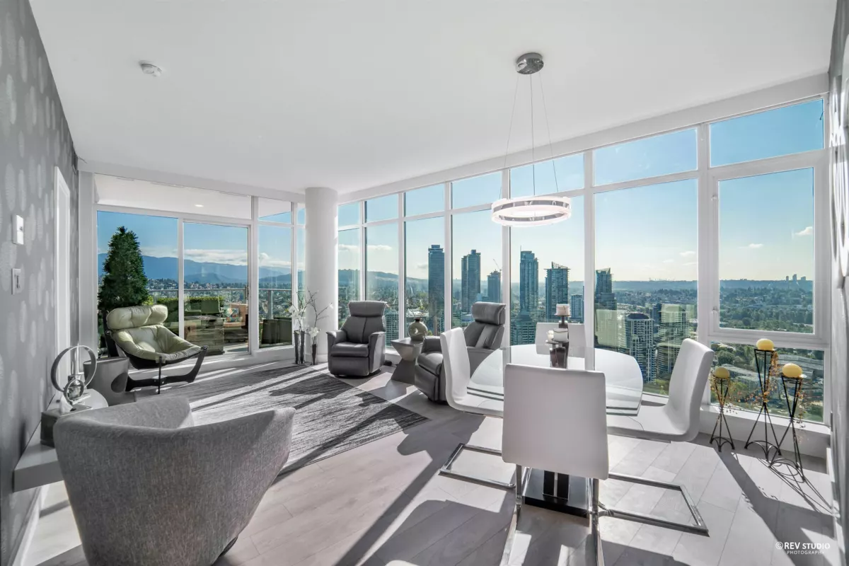 Family Room Photo of 4201 1788 Gilmore Avenue, Burnaby, BC