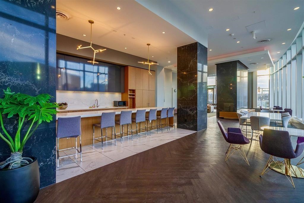 Kitchen Photo of 4201 1788 Gilmore Avenue, Burnaby, BC