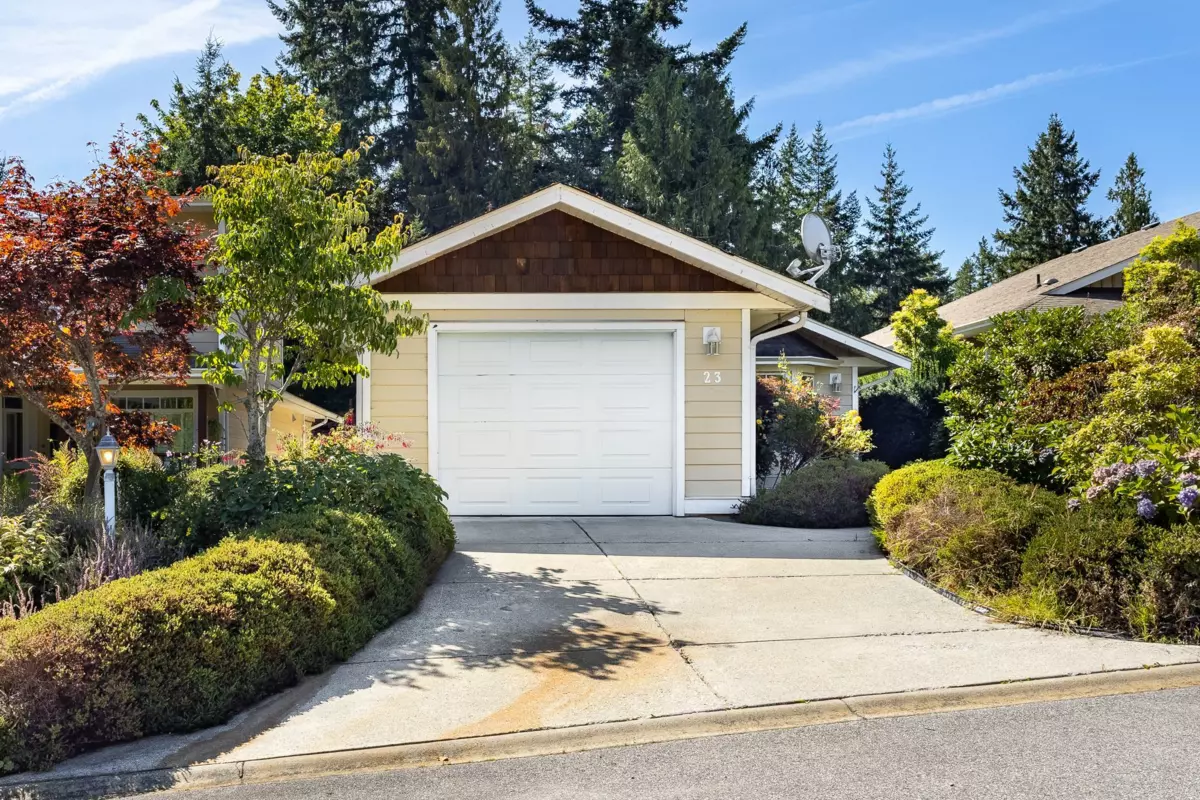 Exterior Front Photo of 23 12710 Lagoon Road, Madeira Park, BC