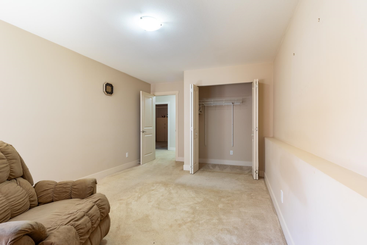 Outdoor Deck Photo of 23 12710 Lagoon Road, Madeira Park, BC