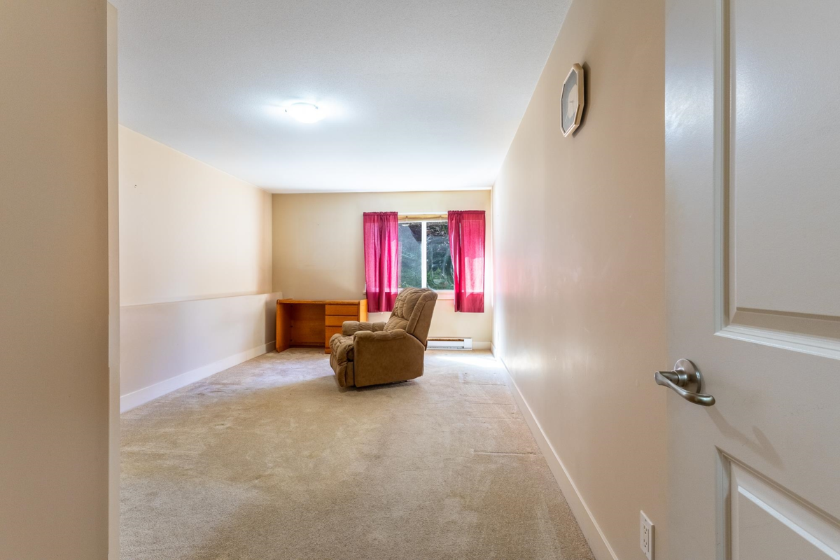 Outdoor Patio Photo of 23 12710 Lagoon Road, Madeira Park, BC