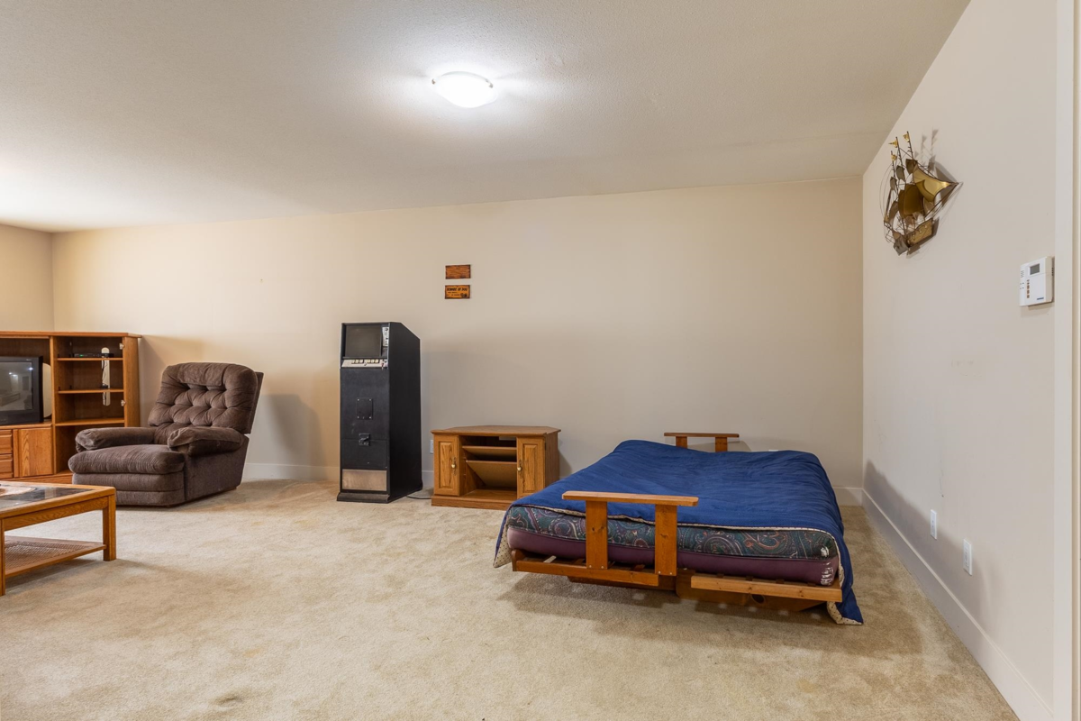 Staircase Photo of 23 12710 Lagoon Road, Madeira Park, BC