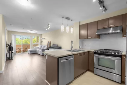 219 9500 Odlin Road, Richmond, BC, Richmond — Apartment/Condo for sale