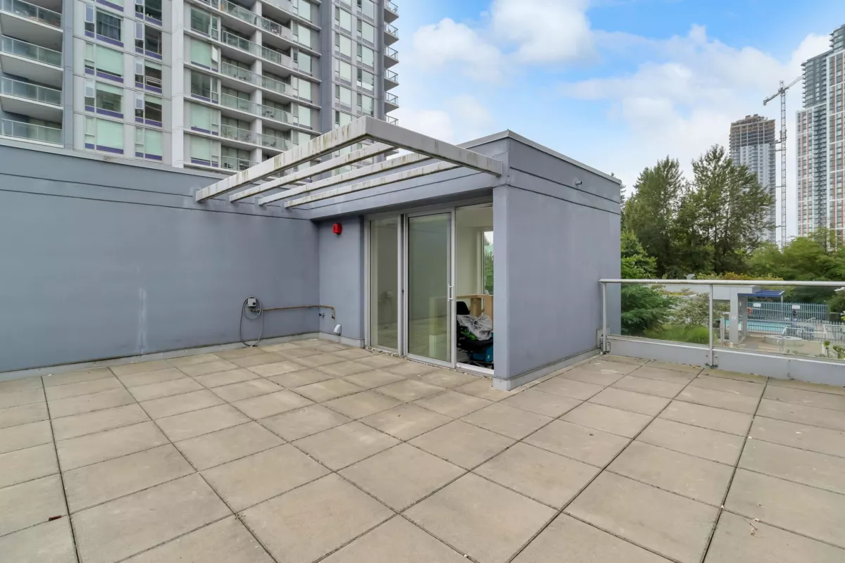 Office / Den Photo of TH3 13720 100 Avenue, Surrey, BC