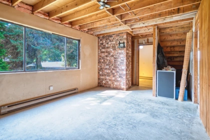 998 Fircrest Road, Gibsons, BC, Gibsons — Single Family Residence for sale