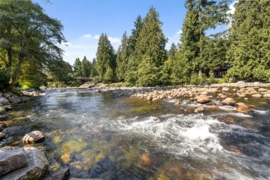 849 Riverside Drive, North Vancouver, BC