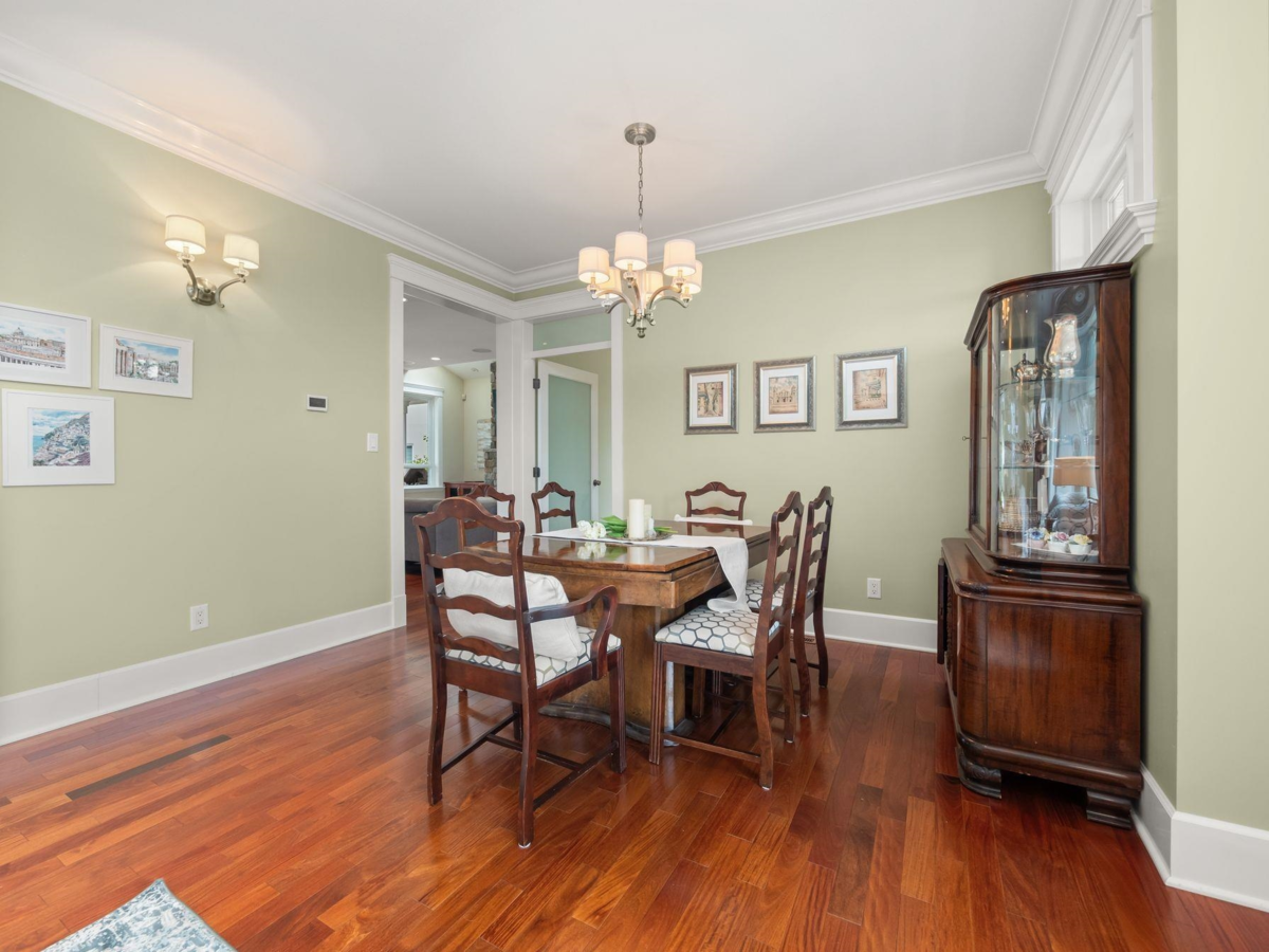 Family Room Photo of 12035 56 Avenue, Surrey, BC