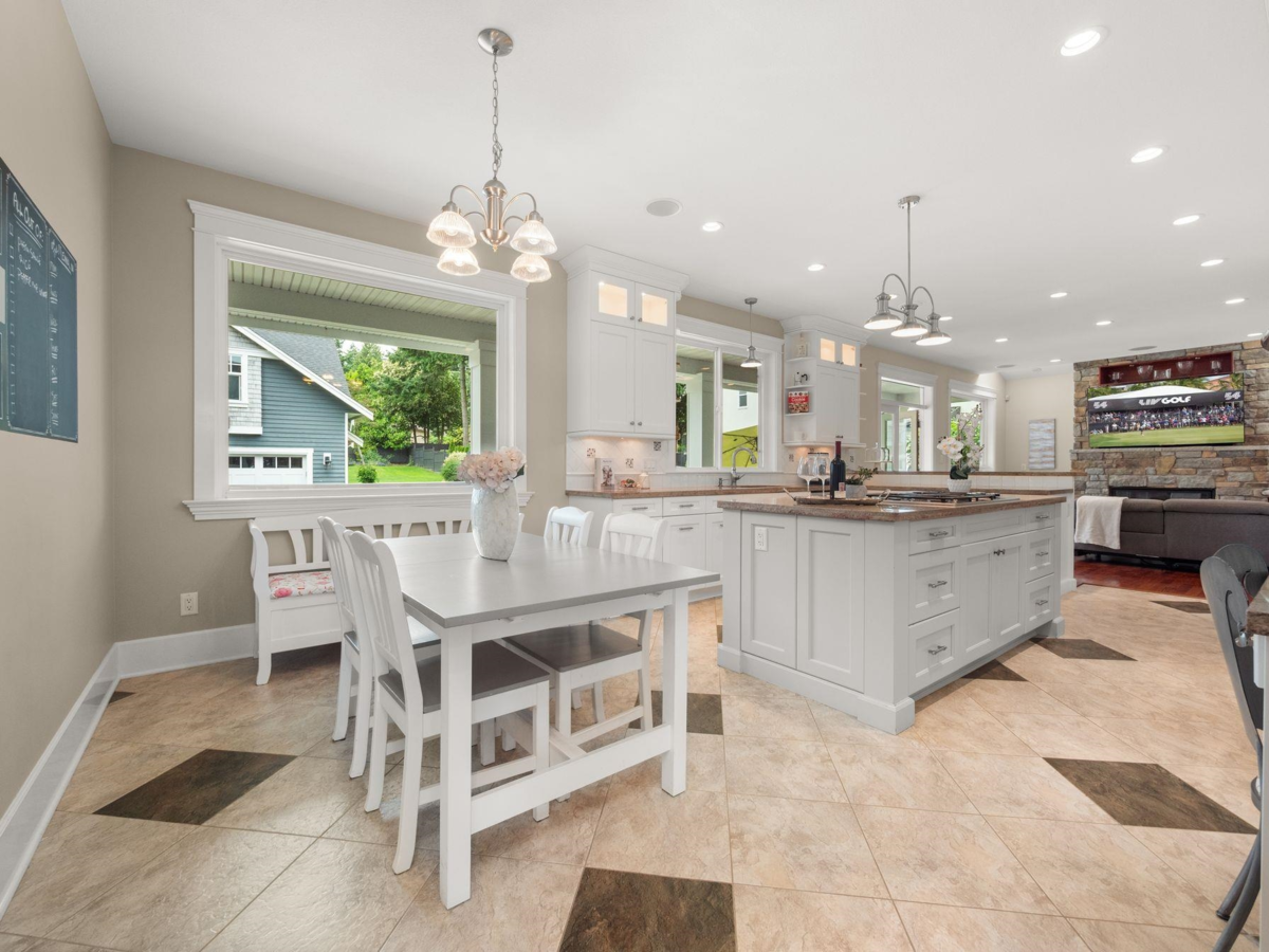 Kitchen Photo of 12035 56 Avenue, Surrey, BC