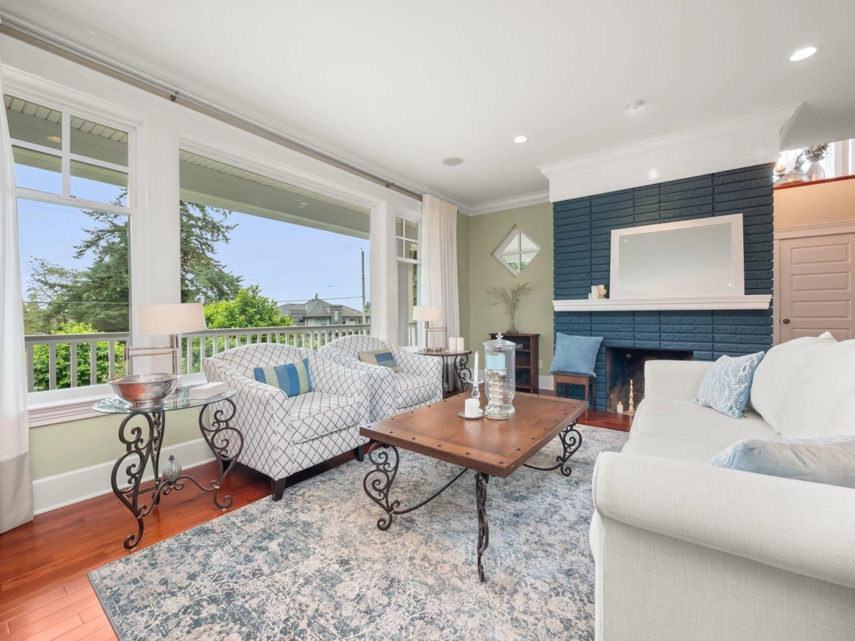 Living Room Photo of 12035 56 Avenue, Surrey, BC