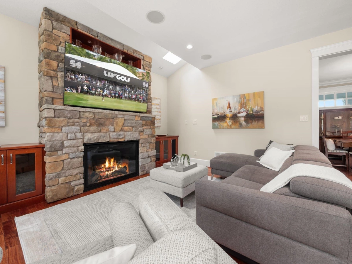 Outdoor Patio Photo of 12035 56 Avenue, Surrey, BC