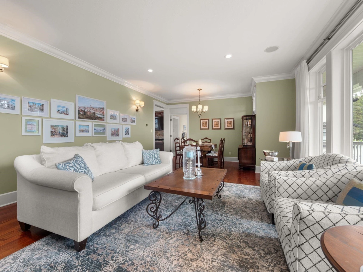 Staircase Photo of 12035 56 Avenue, Surrey, BC