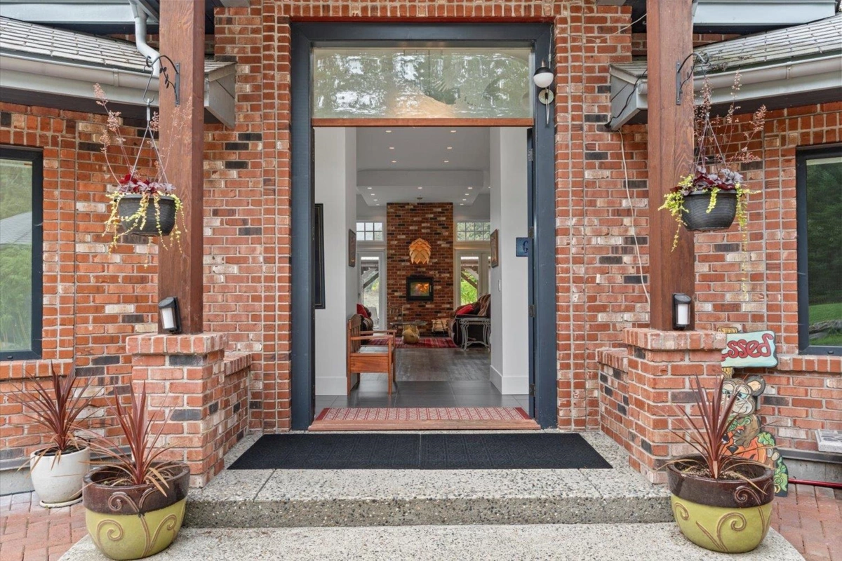 Family Room Photo of 1185 Columbia Valley Road, Columbia Valley, BC