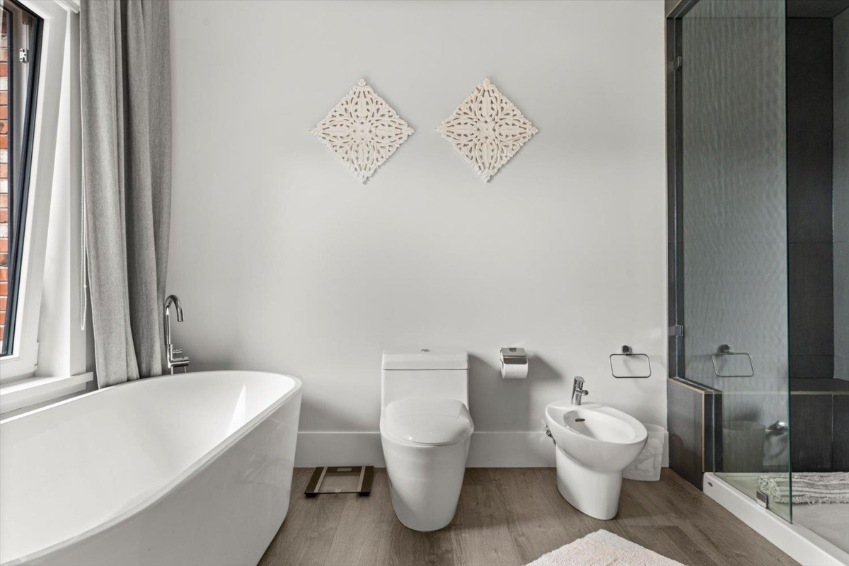 Powder Room Photo of 1185 Columbia Valley Road, Columbia Valley, BC