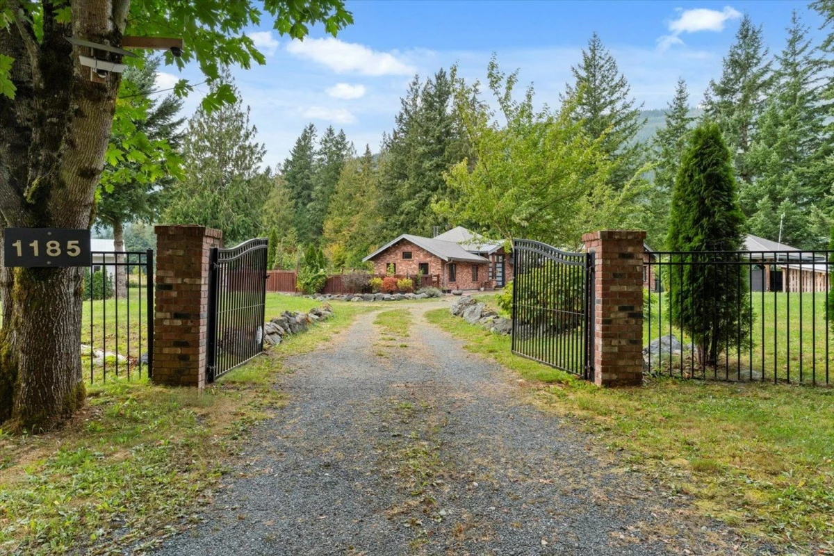 Swimming Pool Photo of 1185 Columbia Valley Road, Columbia Valley, BC